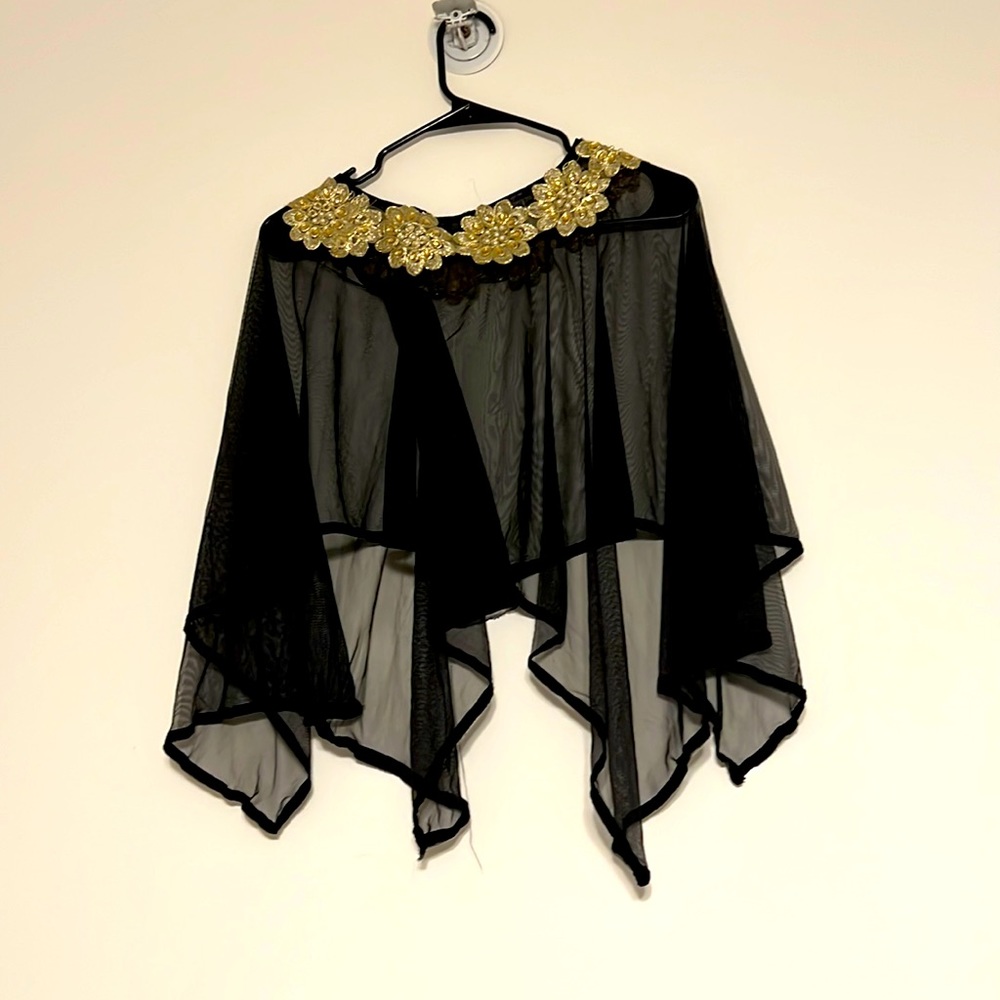 Designers net shrug